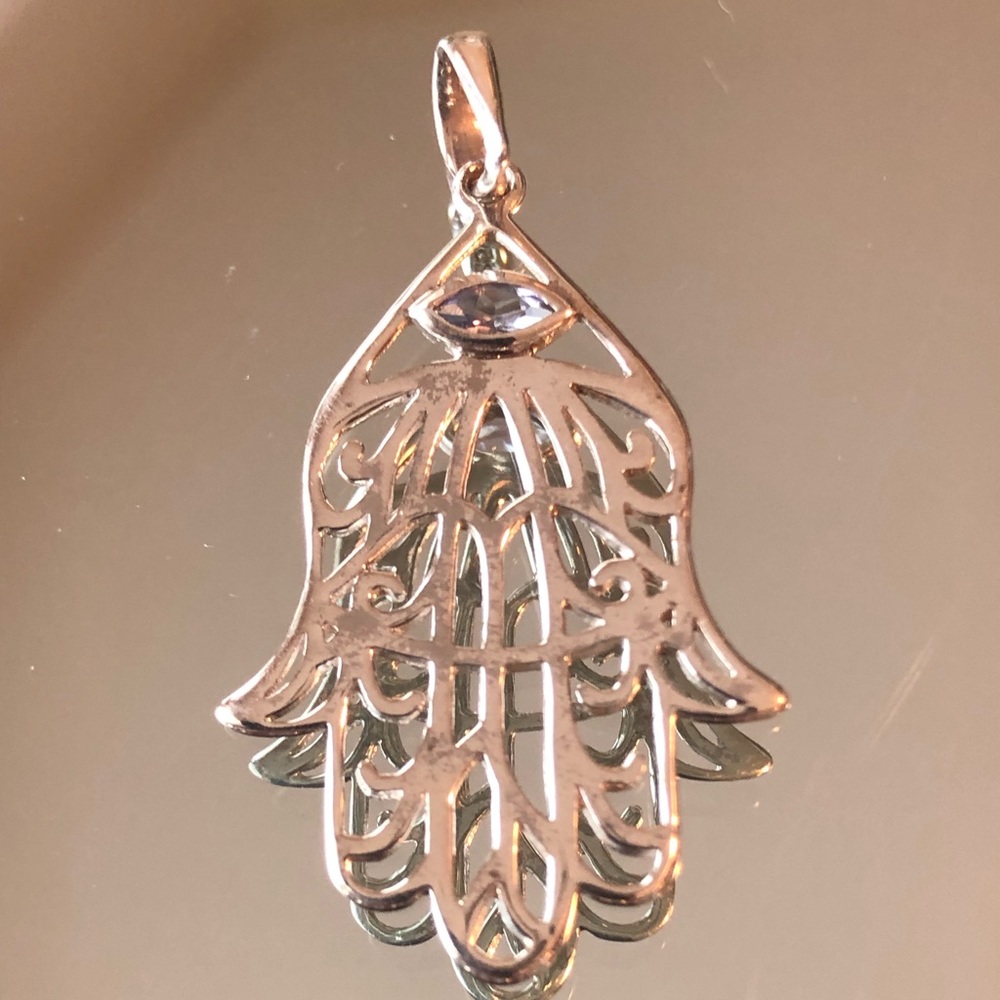 HOST PICK Sterling silver Hamsa evil eye pendant - Picture 3 of 4